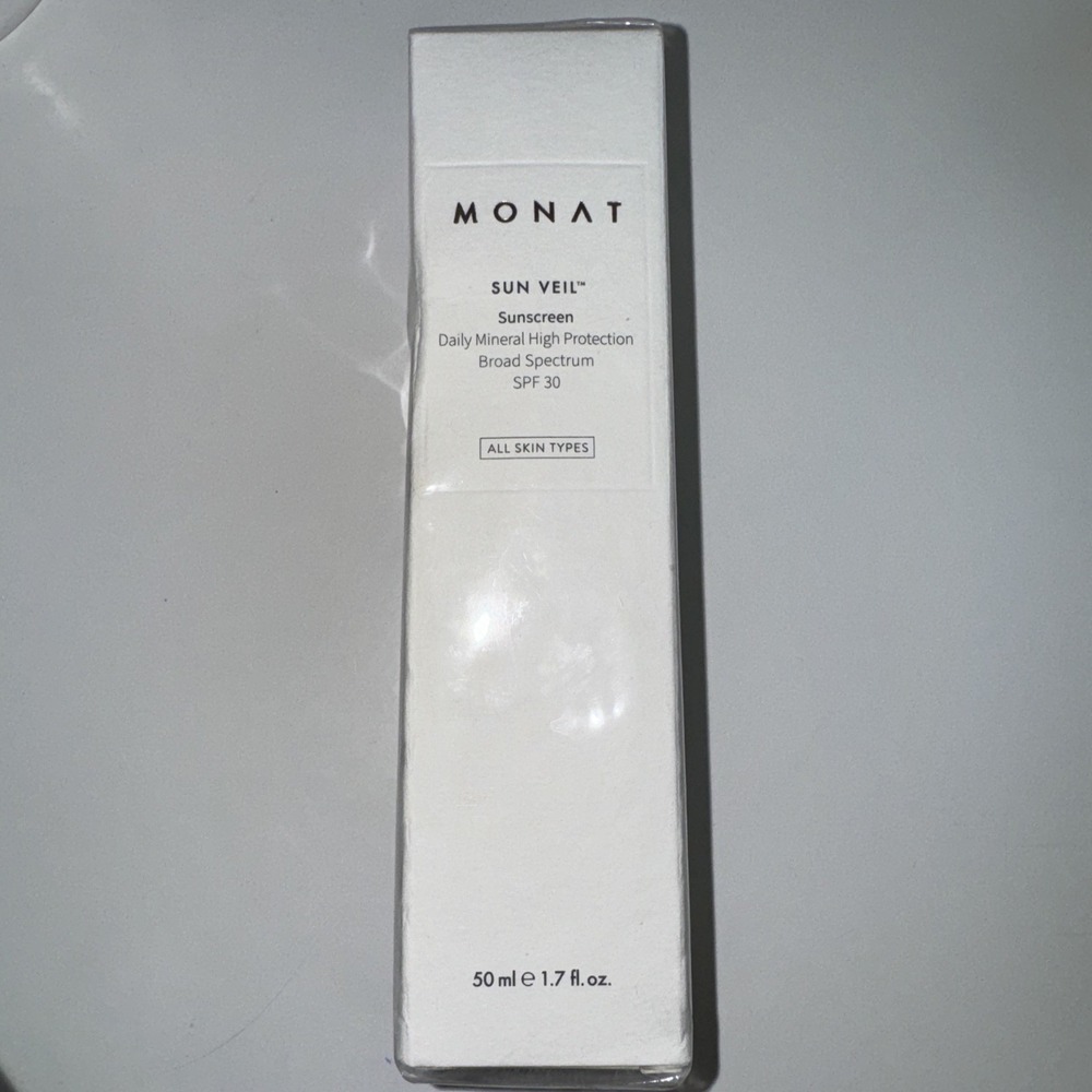 Monat‎ Sun Veil Sunscreen Women 1.7oz White SPF 30 Daily Mineral Protection